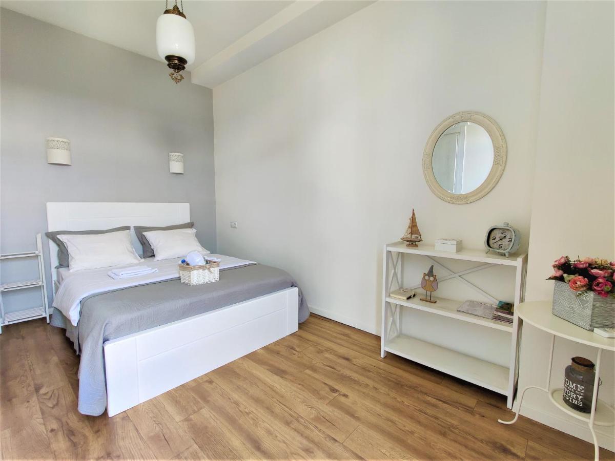 Avlabari Apartment Tbilisi ภายนอก รูปภาพ
