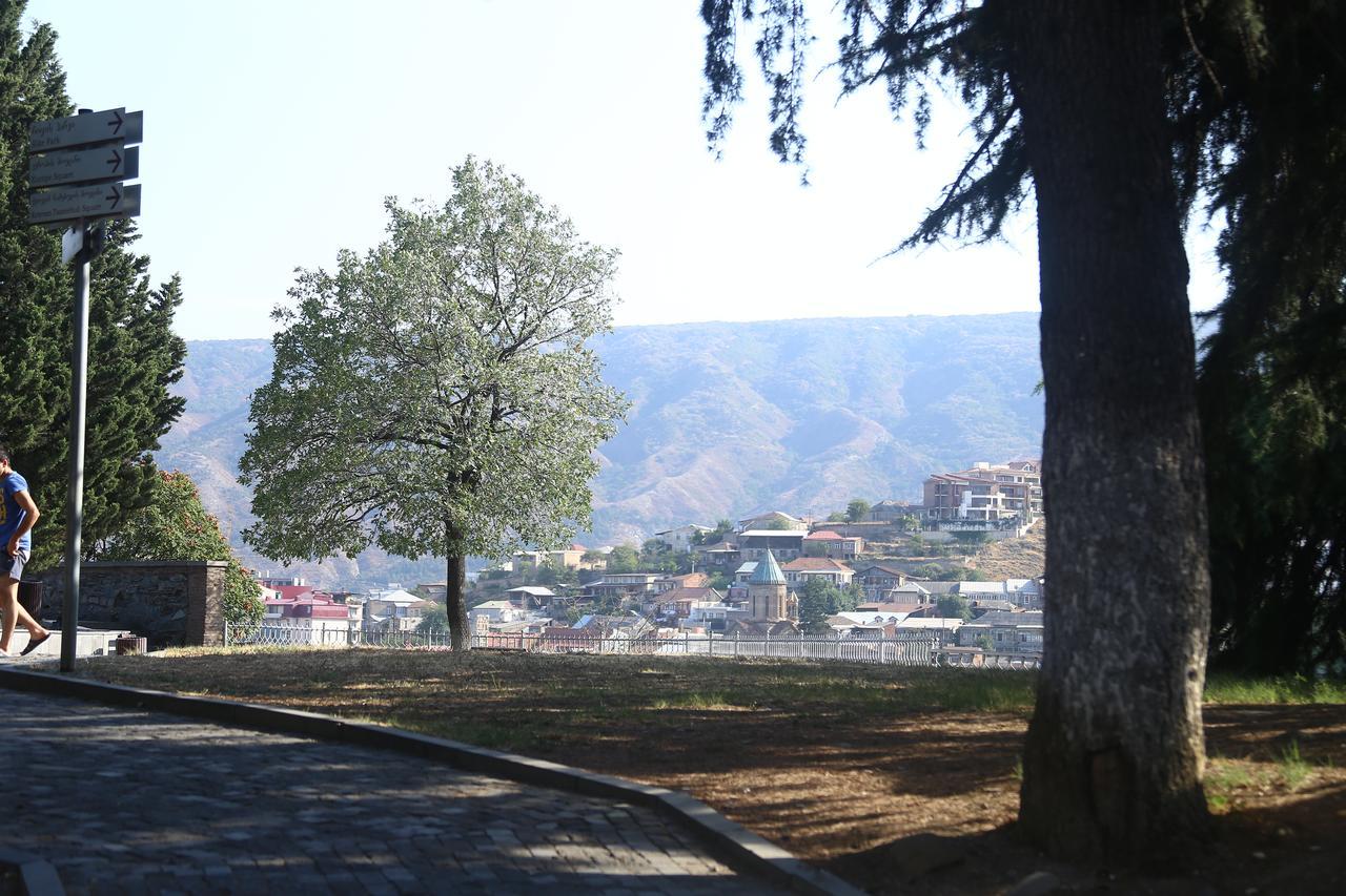 Avlabari Apartment Tbilisi ภายนอก รูปภาพ